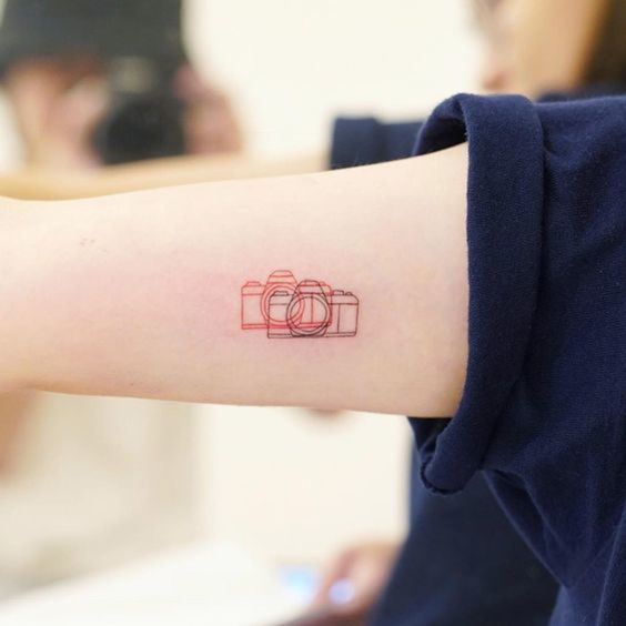 Foto Tatuagem de Fotografia: ideias para se inspirar Foto Tatuagem de Fotografia: ideias para se inspirar - Imagem 1